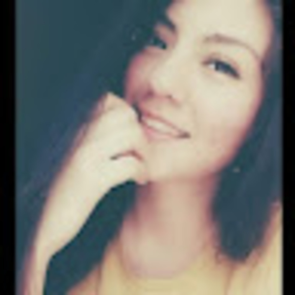 Meet your Posher, Mirella
